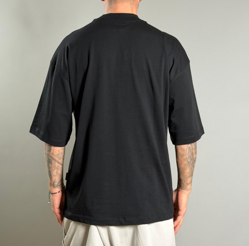 Мъжка тениска  Essential Black