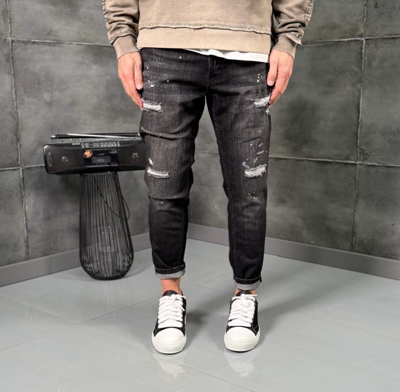 Мъжки дънки Distressed Slim Jeans – Black Edition